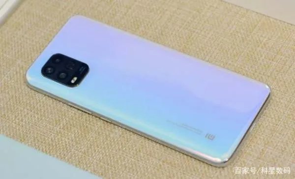 荣耀30青春版对比小米10青春版？