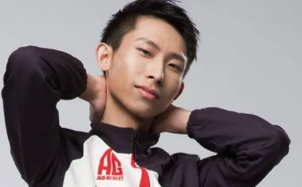 梦泪在哪个平台直播？