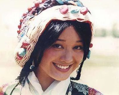 唯一不怵宁静的是张雨绮，两人把杜华怼翻，却让人好感度最高。后来怎样？