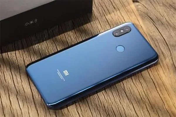 小米8se和小米8哪个好？有哪些区别？