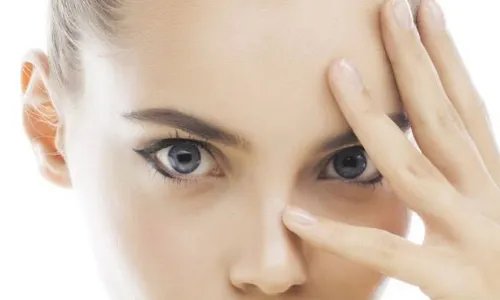 缩小鼻翼哪做的好