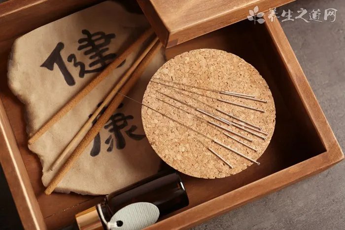 母狗拉血是怎么回事呢