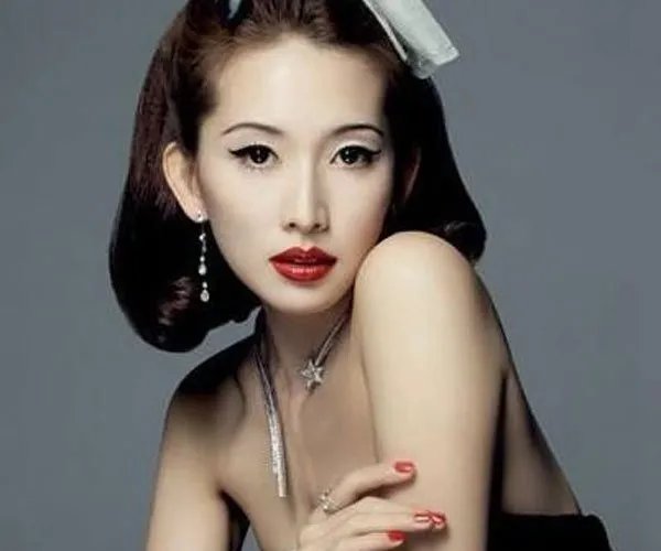 林志玲性感写真集 一个骚字走天下