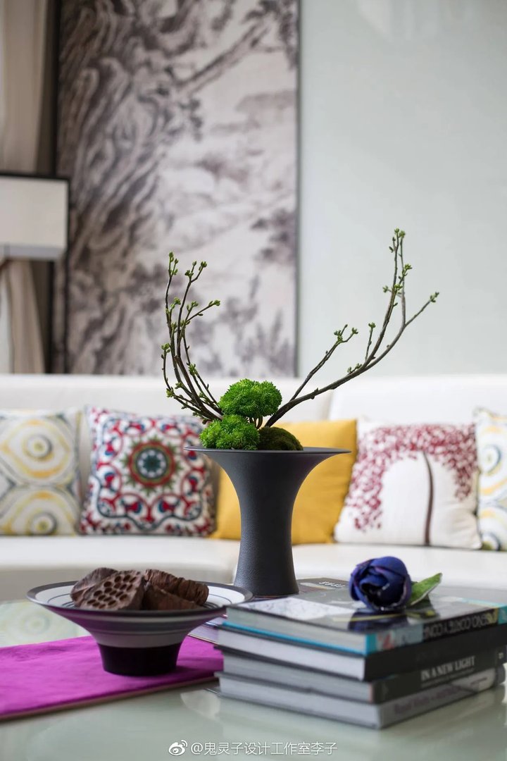 在喧嚣繁杂的闹市中寻获一方净土，静静感受生活，好好释放身心，...