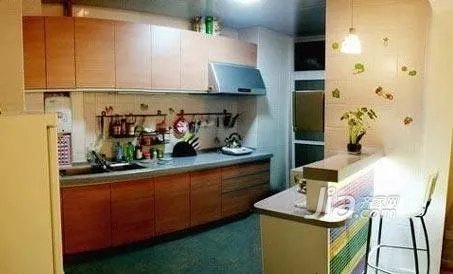 好色女袒露内心 激情晾晒80平完美家