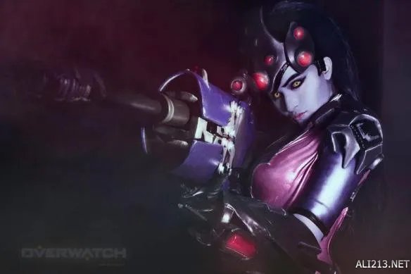 大屁股谁人不爱？《守望先锋》超神级Cosplay图赏