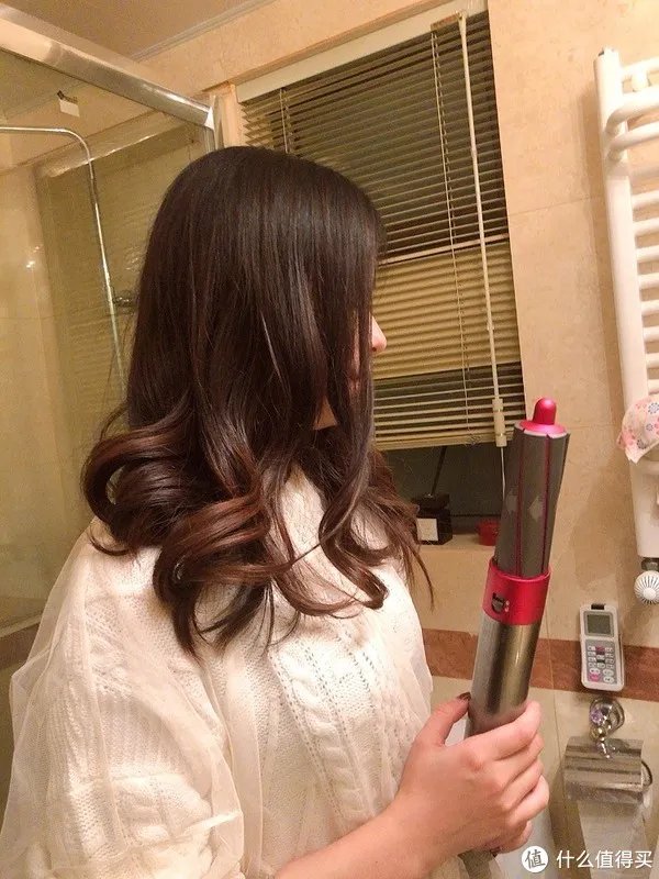 从开箱到使用,实测戴森卷发棒的使用效果