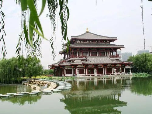 西安那么多高校大学生,为什么毕业大部分都选择离开?