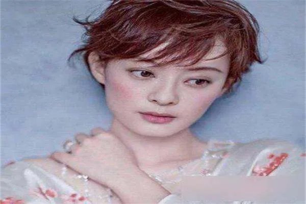 菱形脸适合什么发型？求推荐。