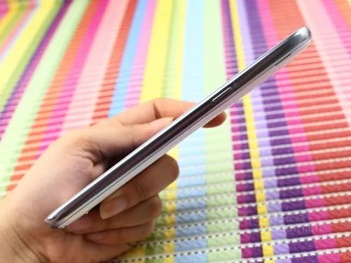 没买也别急 五一后会降价的四核手机预测