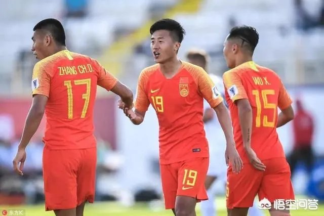 大邱球员疑似集体向恒大球员鞠躬，这是韩国足球文化还是在送别过气的亚冠冠军？