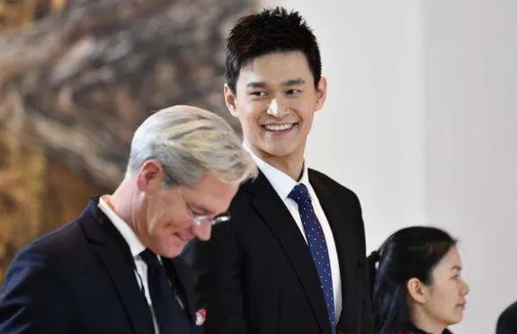 中国当今泳坛第一人孙杨，为何在网上有很多人黑他？
