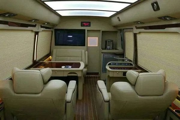 为什么说新一代辉腾的厂商有点“疼”？