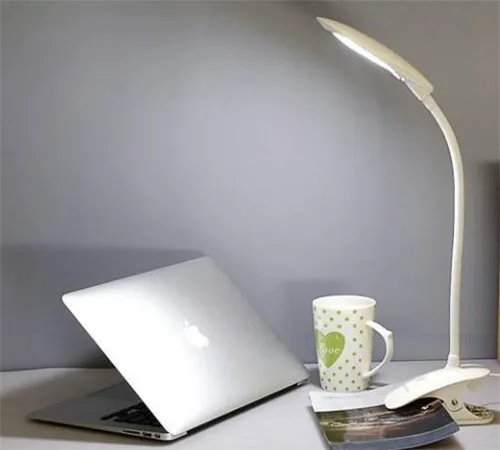 台灯哪个牌子好？怎样给孩子选一个好台灯