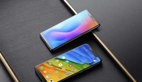 小米8se和小米8哪个好？有哪些区别？