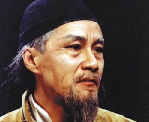 冯远征就任北京人艺第五任院长,他出任院长后如何挑选人艺的演员呢?