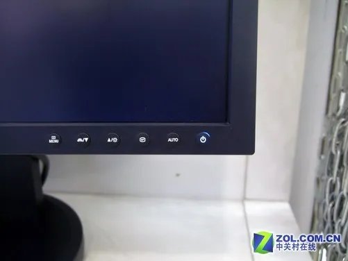 性能升级! 三星940BW+显示器全面解析