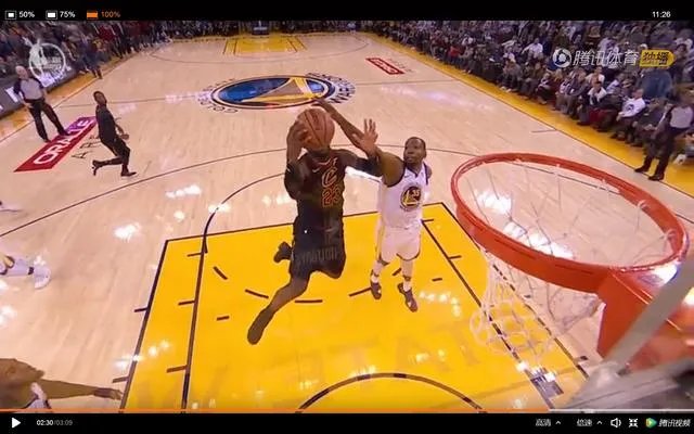 杜兰特防守犯规，裁判判詹姆斯失误，你怎么看？