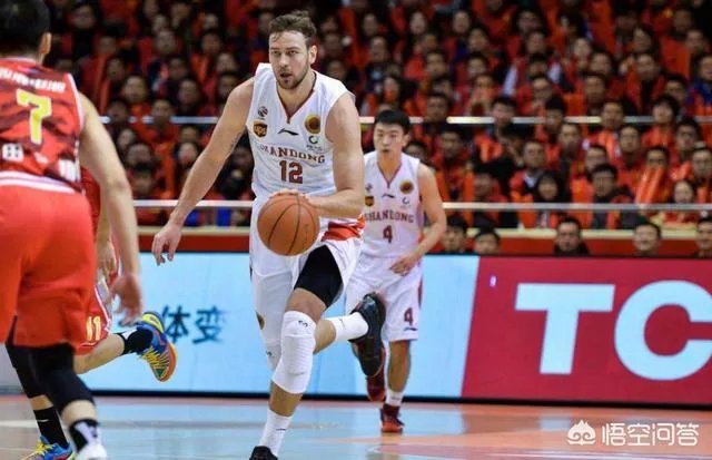 广厦男篮116:82大胜山东男篮，赛后有球迷希望西王退出山东，对此你怎么看？