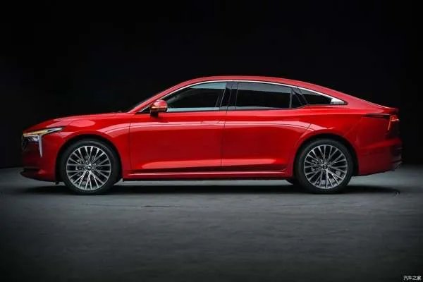 全新奔腾B70官图曝光，B? CONCEPT概念车翻版值得期待