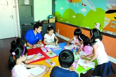 央视曝光一批伪外教引关注，如何鉴别假外教？