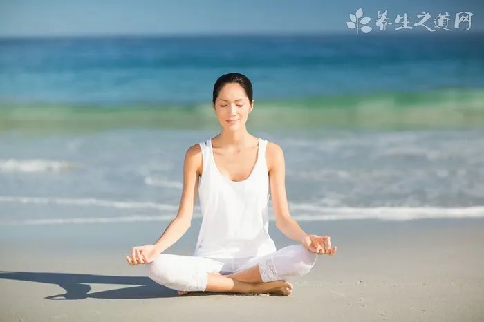 老年人不想外出健身 可以在家使用保健器材