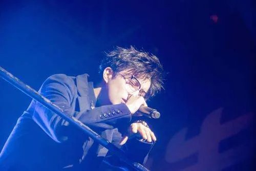 如何评价薛之谦的人品？