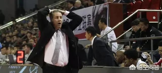 有没有比较著名的篮球教练却不会打球？