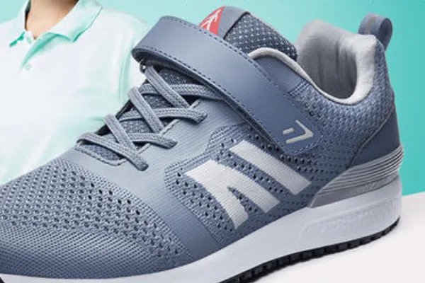 老人鞋什么牌子的好？