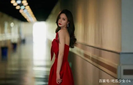 湖南台主持人沈梦辰被曝虚抬二手衣物价格，她也要翻车吗？