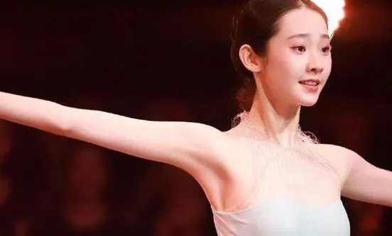 “明星健康宝照片泄漏”，相关照片被叫卖，信息时代是不是人都没有隐私了？