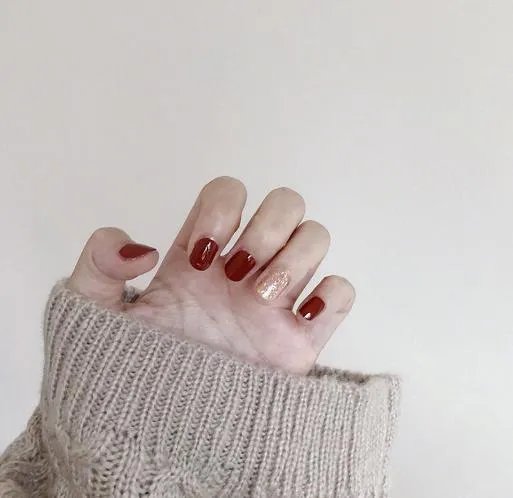 指甲短小美甲好看图片 短小指甲美甲图片