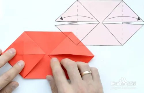 用一毛钱一张的彩纸如何折叠八脚大闸蟹