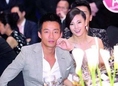 唯一不怵宁静的是张雨绮，两人把杜华怼翻，却让人好感度最高。后来怎样？