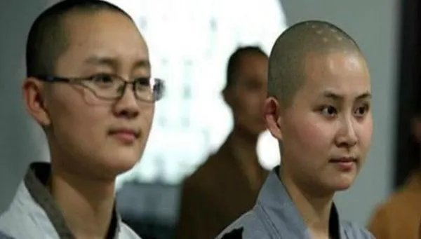 五台山的漂亮尼姑都干了哪些可耻的勾当?