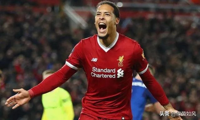 怎么评价《天下足球》评选的“黄金十年”最佳阵容？