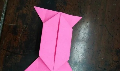 怎么用折纸制作糖果盒子