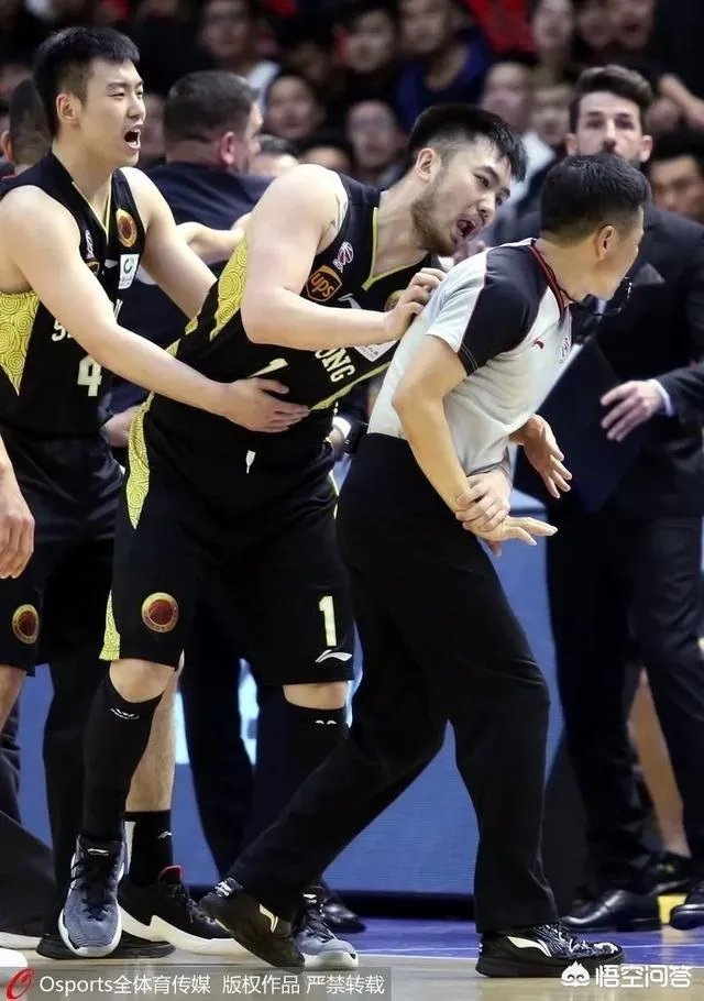 山东高速与浙江广厦的半决赛刚开始,睢冉就被罚下,对此你怎么看?