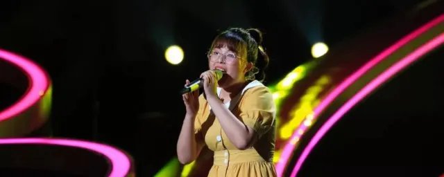 邢晗铭的个人资料