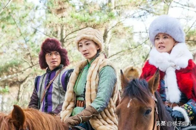 雪地娘子军片尾曲是什么歌名？