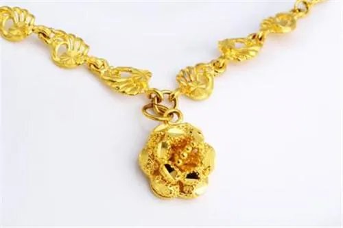 一条黄金项链价格大概是多少 购买项链的三大攻略