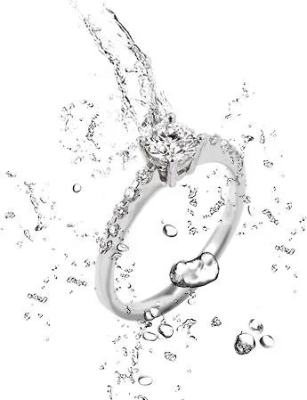 如何清洗钻石戒指？