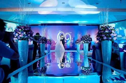 学婚礼主持人大概要多少钱 婚礼主持培训内容