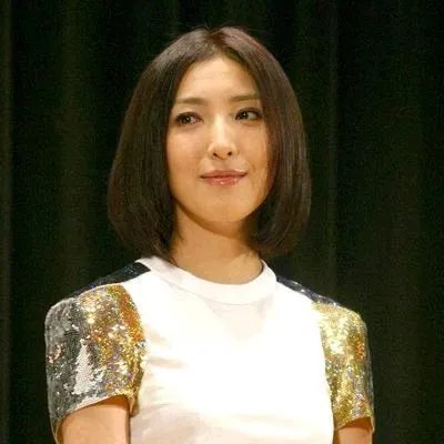 杨谨华男友与她相差一岁 感情稳定有望步入婚姻