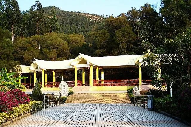 遵义医学院珠海校区这所大学好吗?