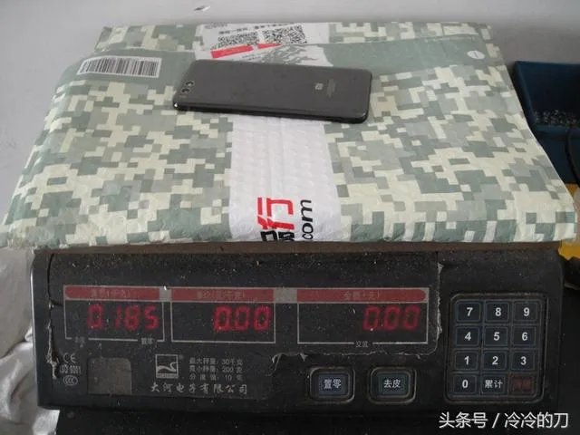 小米6和荣耀v10买哪个好？