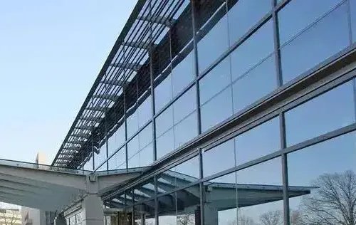 隐框窗与明框窗的区别是什么