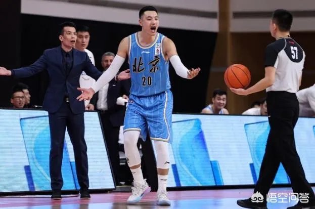 官宣处罚，解立彬停赛4场！翟晓川罚款3万元，你怎么看？