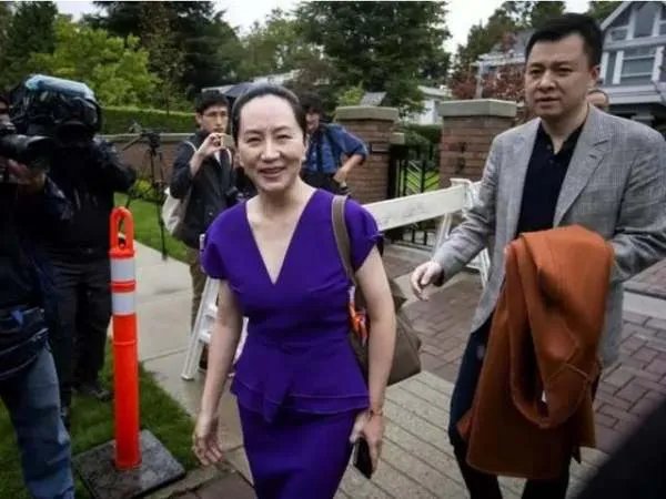 孟晚舟案再开庭：她被软禁一年多为何依旧自信？