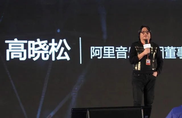 马云也出单曲，和合唱的《风清扬》中，马云是如何做到不跑调的？